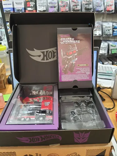 2025 HOT WHEELS TRANSFORMERS RLC EXCLUSIVE TRANSFORMING NEMESIS PRIME in Stock 2025 HOT WHEELS TRANSFORMERS RLC EXCLUSIVE TRANSFORMING NEMESIS PRIME in Stock