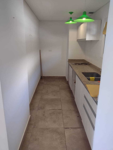 Imagen 7 de 14 de Depto 1 Amb 54 M² - Cochera Con Espacio P/ Baulera C. Vista