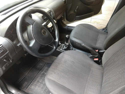 Imagem 9 de 12 de Chevrolet Corsa 1.0 Maxx Flex Power 5p
