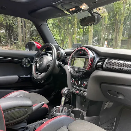 Mini John Cooper Works 2.0 TURBO AUTOMÁTICO