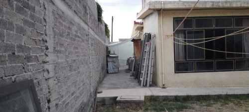 Terreno 490m2 Con Casa De 3 Recamaras En Texcoco