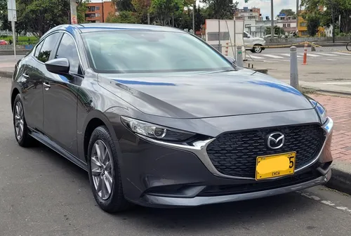 Mazda 3 2.0 Prime