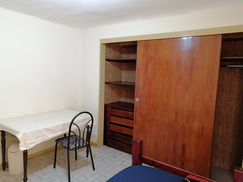Imagen 5 de 6 de Habitaciones Para Alquilar _ Santa Monica Cerca Ucv .