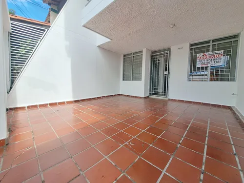 Casa En Arriendo En Niza. Cod A2482