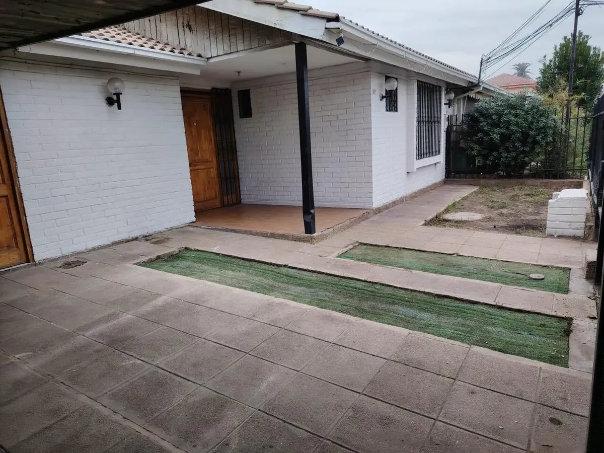 Imagen 1 de 17 de Arrienda Casa Villa Jardines De Versalles 4d/2b