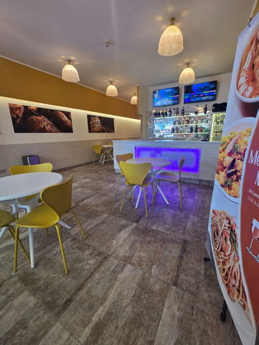 Venta Fondo De Comercio De Restaurante En Alto Prado, Listo Para Operar Con Permiso De Licores (a.v)
