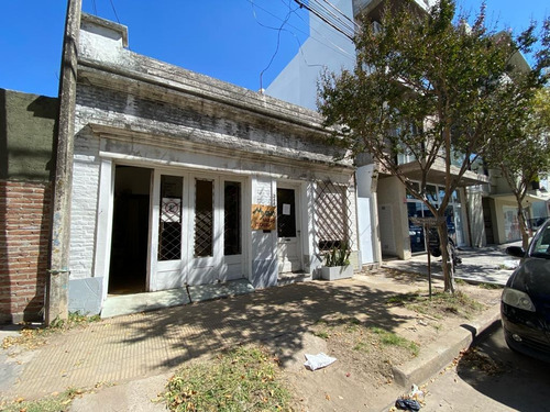 Imagen 1 de 23 de Casa - Barrio Alberdi