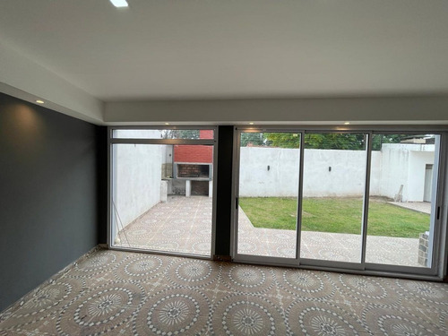 Casa En Venta - Barrio Jorge Newbery