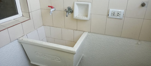 Villa Celina, Excelente 5 Ambientes A Nuevo.
