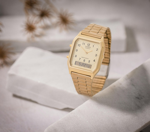 Reloj Casio Aq-230ga-9bvt Dorado Vintage Dual Time Cuadrado