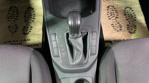 Imagen 16 de 19 de Seat Arona Reference 1.6 At 2020