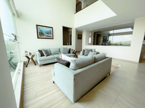 Hermosa Residencia En Hacienda Real Tejeda, Diseño De Autor, Premium!