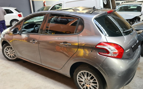 Imagen 3 de 7 de Peugeot 208 Allure 1.5n