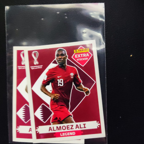 Almoez Ali Legend Base Extra Sticker Estampa Panini 2022 Almoez Qatar (Usado)
