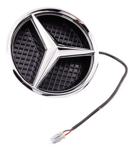 Emblema Led Frontal Aplicado Al Mercedes Benz E300 Glk350 Cl