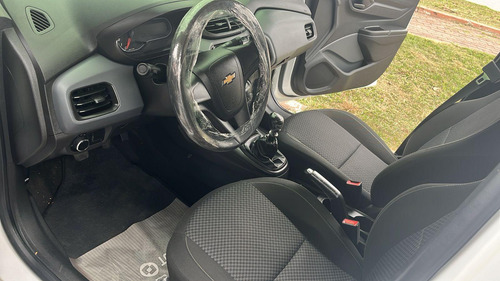 Chevrolet Onix Hatch Joy 1.0 8v Flex 5p Mec.