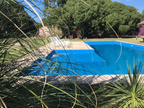 Complejo De Cabañas/ Apart. Para 4/6/7pers. Parque Y Pileta