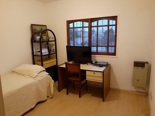 Imagen 11 de 14 de Venta De Duplex 3 Ambientes Al Frente Con Cochera Haedo