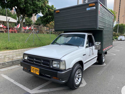 Mazda B2200 1994 2.2 B2200 4x2