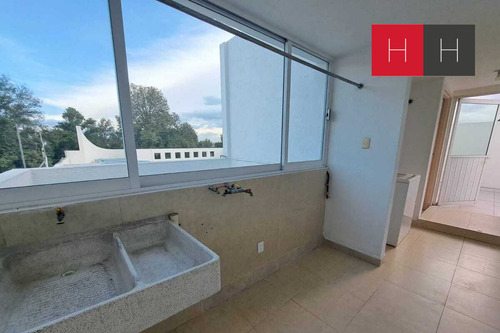 Casa En Venta En Puebla, Fuentes De Moratilla