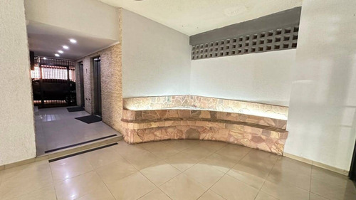 Se Vende Hermoso Apartamento En: 4av El Parral 284059