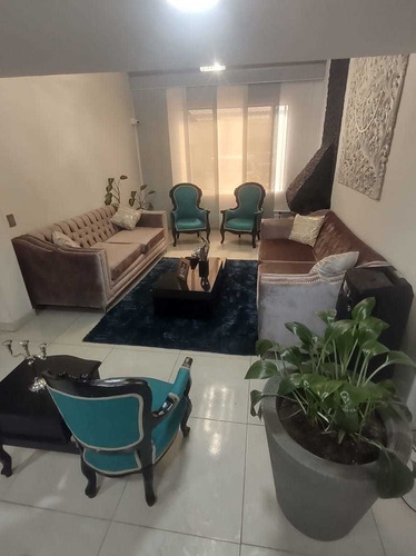 Imagen 7 de 14 de Vendo Casa Bavaria Bogotá 247 M2