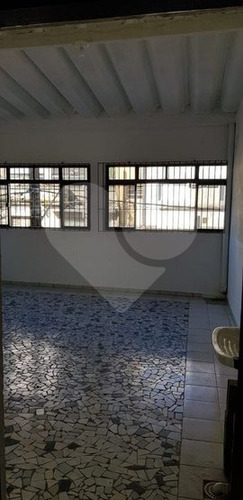 03 Dormitórios, 01 Suíte, 01 Sala, 01 Cozinha, 01 Banheiro, Vila Nova, Santos - 271-im339855