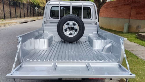 Imagen 6 de 17 de Toyota - Pick Up