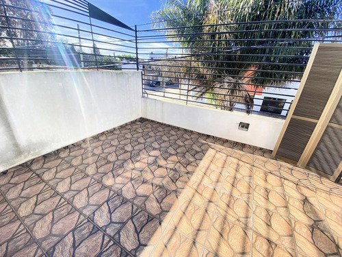 Venta Casa De 3 Dormitorios En Barrio San Martín
