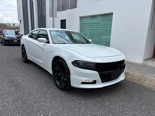 Dodge Charger 5.7 R-t At