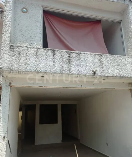Casa Al Sur De La Ciudad Para Remodelar.