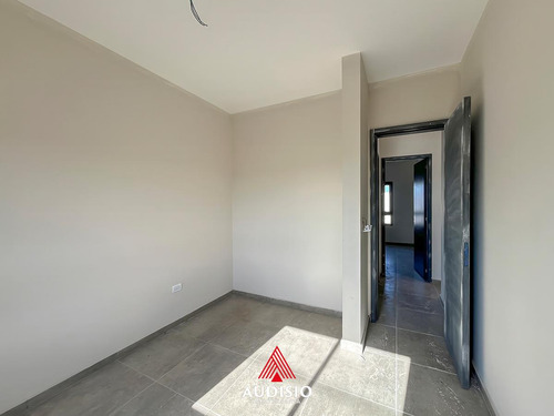 Duplex En Venta - Rincones De Manantiales