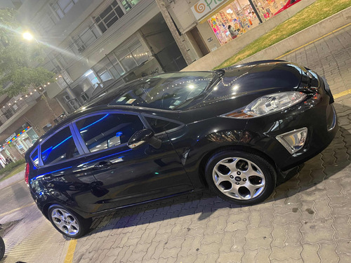 Ford Fiesta Kinetic Design 1.6 Design 120cv Titanium