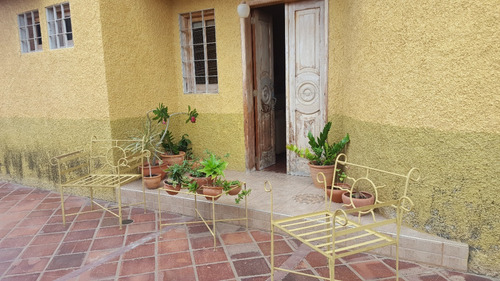 Imagen 2 de 30 de Espectacular Casa Para Una Familia Numerosa 04120656408 Cod Mls 23-5240