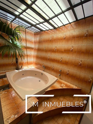 Sobrio Departamento En Venta En Chapultepec Ote.