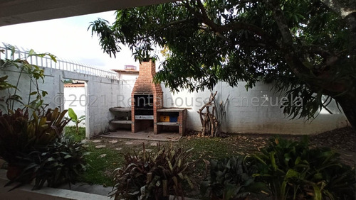 Imagen 16 de 18 de Casa En Venta En Cumbres De Curumo