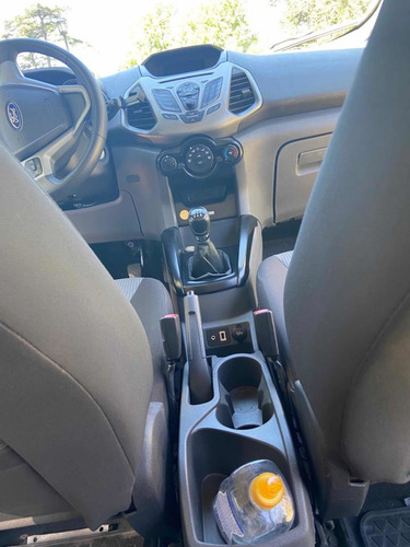 Imagen 13 de 18 de Ford Ecosport 2015 1.6 S 110cv 4x2