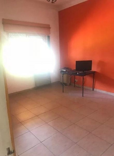 Casa 3 Ambientes Con Cocheras