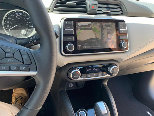 Nissan New Versa Exclusive Cvt