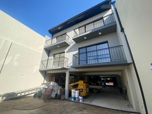 Imagen 3 de 30 de Departamento - Banfield Este