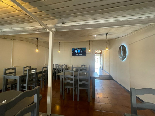 Se Vende Derecho A Llave Restoran 4 Fuegos Las Cabras