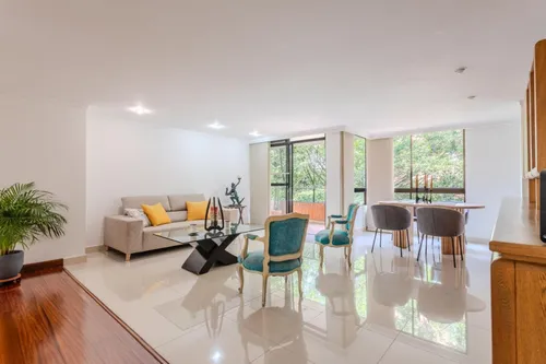 Apartamento En Venta En San Lucas. Cod V22695