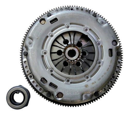Kit De Clutch Con Volante Vw Jetta A4 Clasico Gli 1.8t 2015