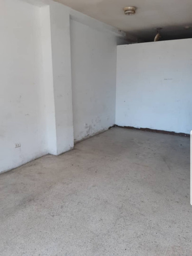 Imagen 3 de 10 de Edifico En Venta / Maiquetía / Inmobiliaria Grupo Satelite