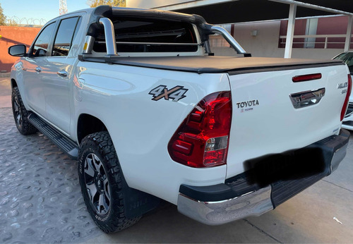 Imagen 13 de 14 de Toyota Hilux 2019 2.8 Cd Srx 177cv 4x4 At