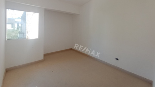 Imagen 11 de 20 de Town House En Urb. Sol Del Este, Pampatar