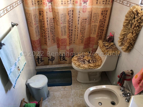 Apartamento En Venta En San Jose De Tarbes Valencia Carabobo 23-17077, Eloisa Mejia