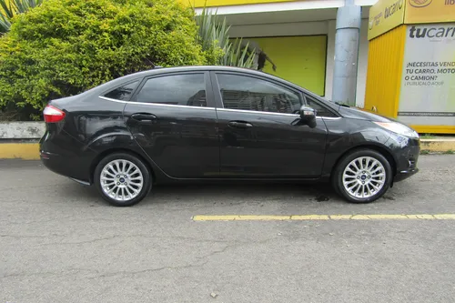 Ford Fiesta 1.6 Titanium