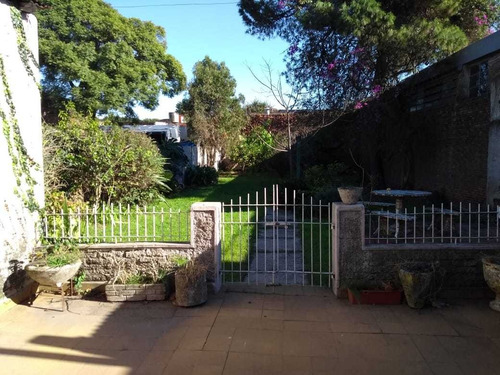 Imagen 10 de 11 de Extraordinario Lote Con Casa En Venta En Lomas
