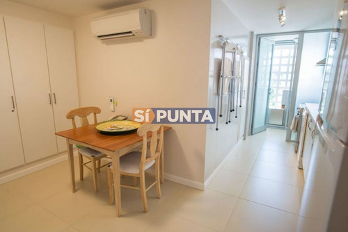 Imagen 8 de 23 de Apartamento En Venta - Playa Mansa